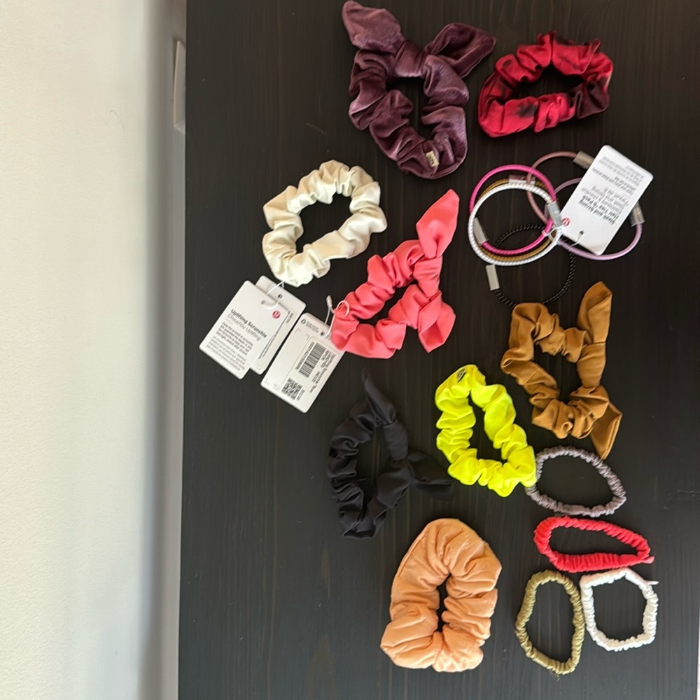 Lululemon hair bundle